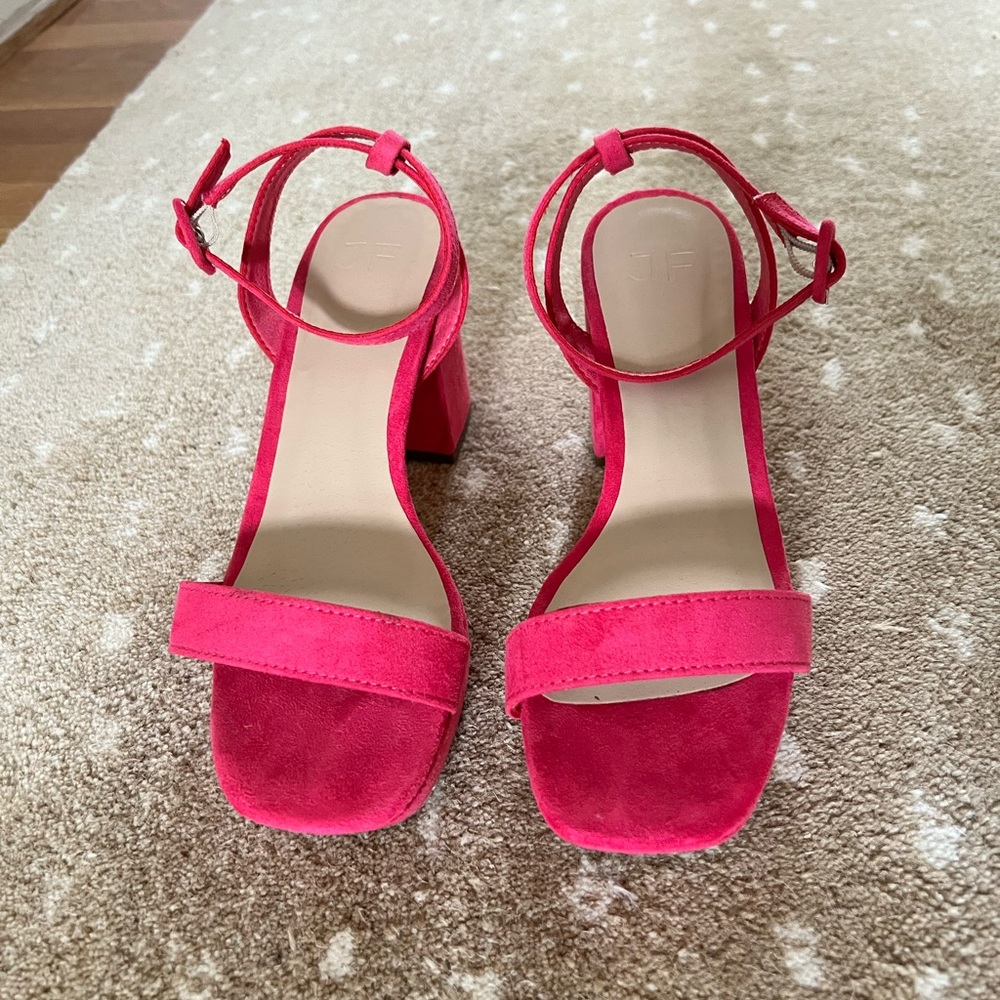 Pink platform heels!